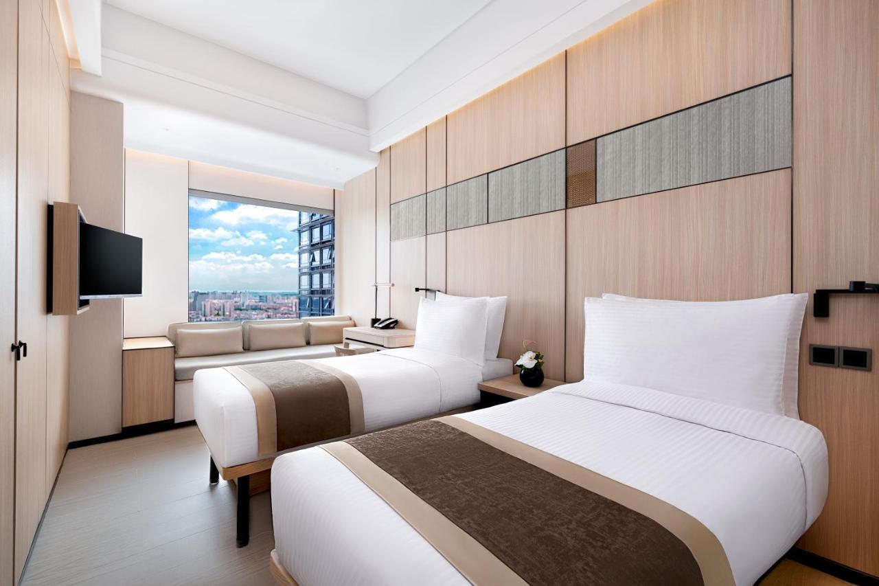 Harbour Plaza Metropolitan Шанхай Екстериор снимка